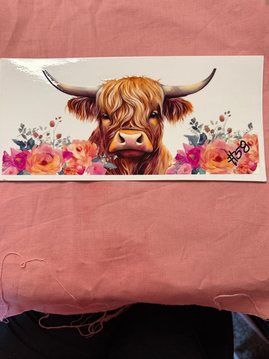 HIGHAND COW PINK AND ORANGE FLOWERS CUP WRAP