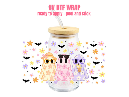 ghost halloween pastel and bats